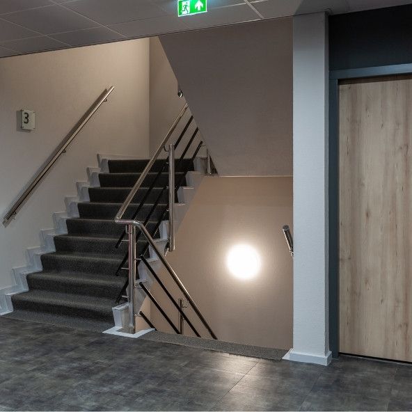 Bekijk onze trappenhuisverlichting LED trappenhuisverlichting