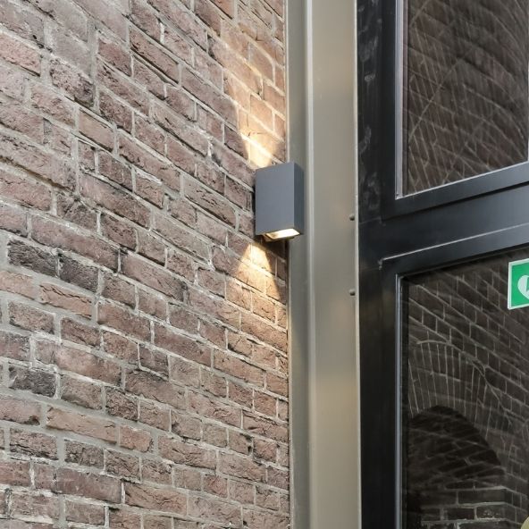 Bekijk onze buitenverlichting voor appartementencomplexen LED gevelverlichting voor appartementencomplex