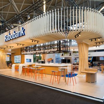 Bekijk onze LED beursverlichting voor de Rabobank Beursverlichting voor de Rabobank