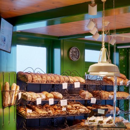 Bekijk LED verlichting in een bakkerij Bakkerij verlichting